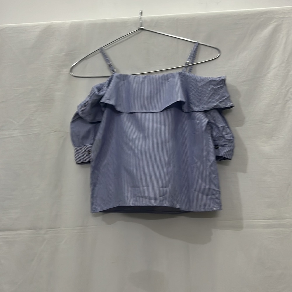 Stylish And Fancy Blue and White Bow and Pearl top - Picture 3 of 3